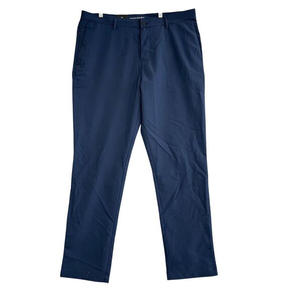 NEW Banana Republic Men's 38x32 Flat Front Tech Pants Blue Polyester - Picture 2 of 8